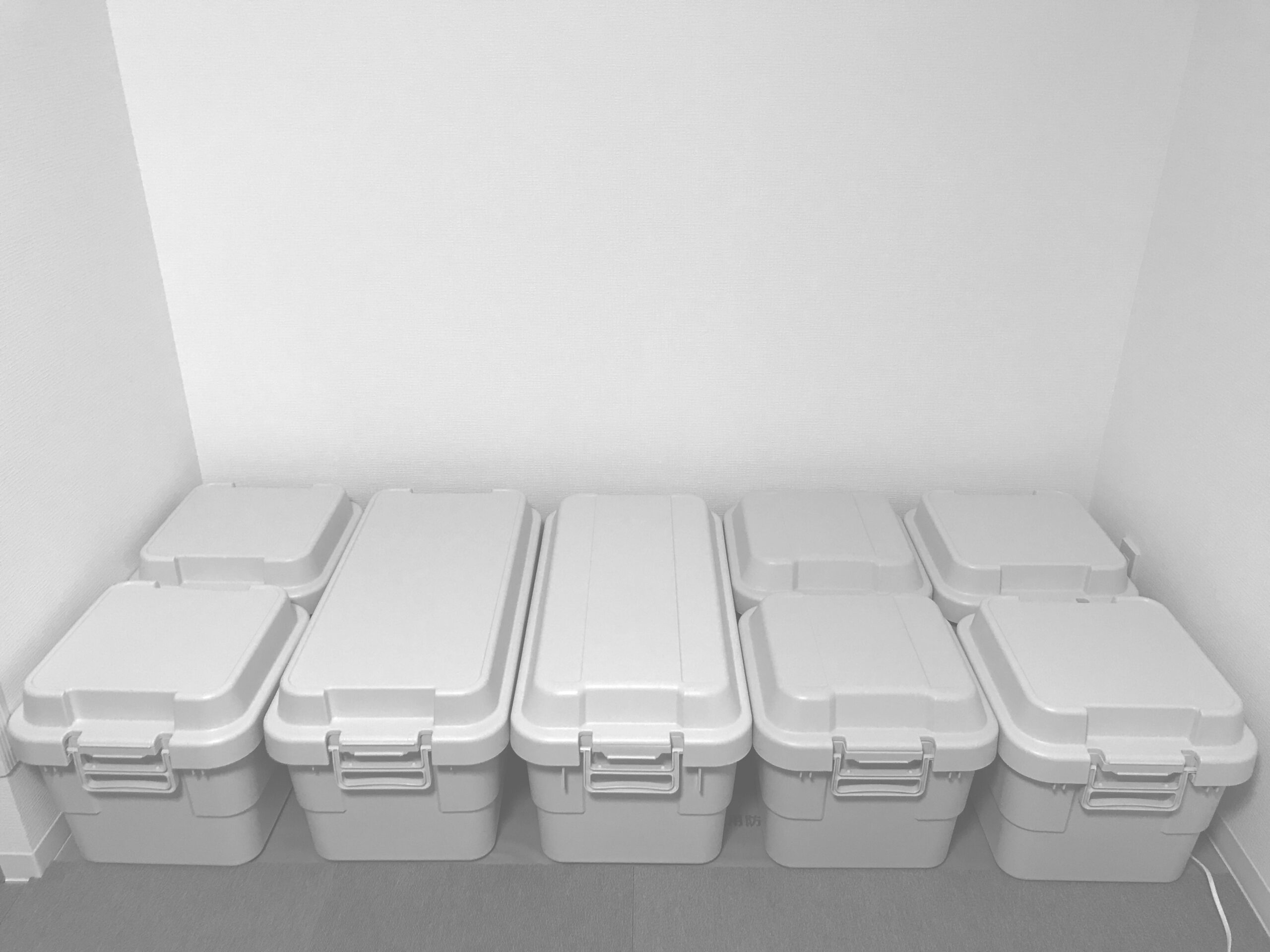 収納力もたっぷりで引越もラクになる、無印良品の頑丈ボックスで作る